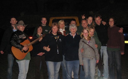 Nachtelijke wandeling stam en plus-scouts